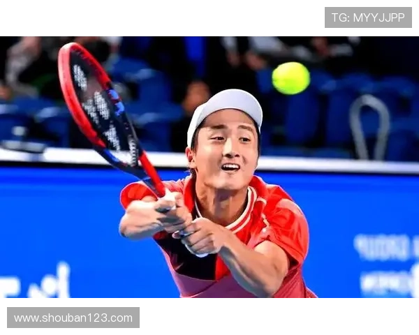 中国网球新星强势崛起连续击败多位世界名将引发全球网坛热议