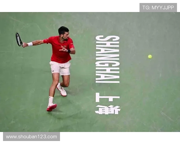 德约科维奇逆转夺冠再创网坛传奇新纪录引发全球球迷热烈讨论