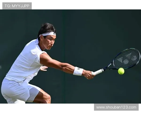 网球界新星崛起：年轻选手连胜多个国际赛事引发热议