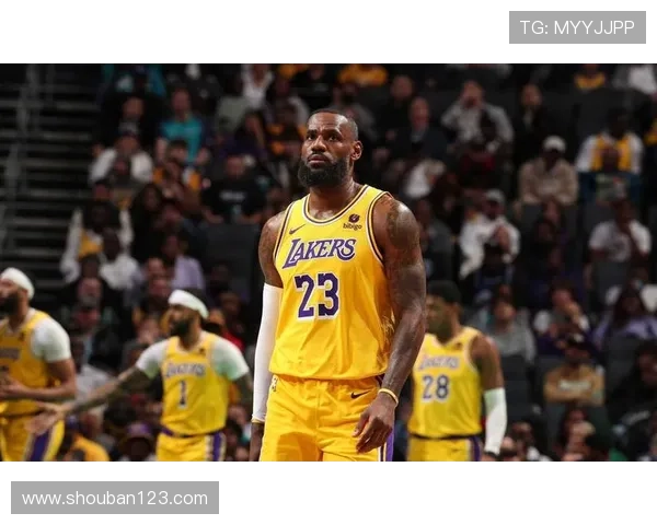 巅峰对决点燃全场NBA豪强鏖战深度展现新赛季竞争格局变化趋势 巅峰对决点燃全场NBA豪强鏖战深度展现新赛季竞争格局变化趋势