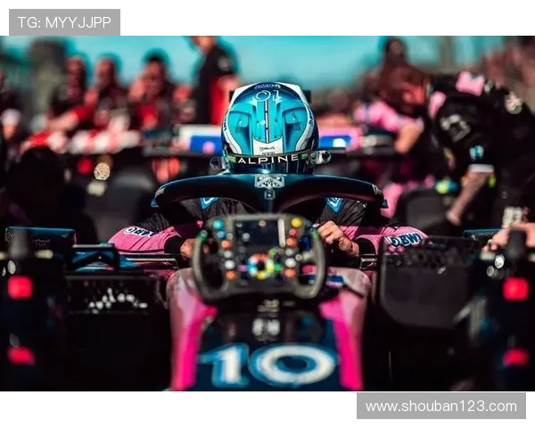 F1赛季风云再起车队博弈升级新规则引发围场热议全球车迷关注 F1赛季风云再起车队博弈升级新规则引发围场热议全球车迷关注