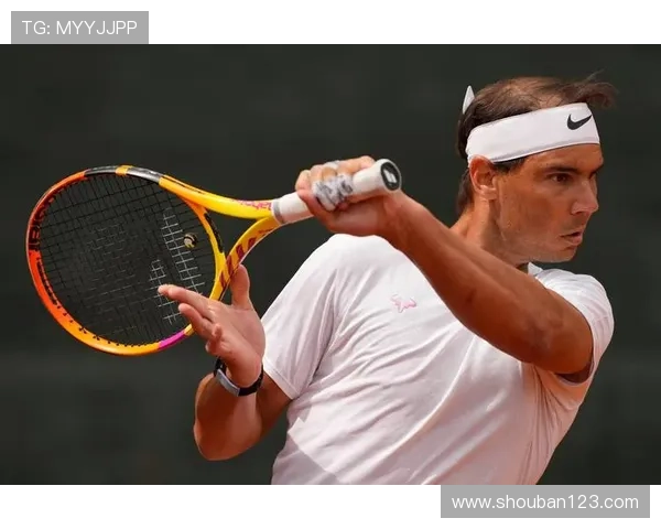 网球巨星纳达尔宣布退役 震惊全球球迷与体育界 网球巨星纳达尔宣布退役 震惊全球球迷与体育界